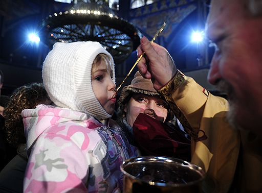 07.01.2010 Православные христиане встретили Рождество Христово. Македония