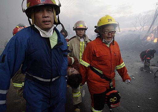 26.04.2010 В столице Филиппин Маниле в районе трущоб произошел крупный пожар. В результате сгорели сотни домов. Более 7 тыс. человек остались без крова
