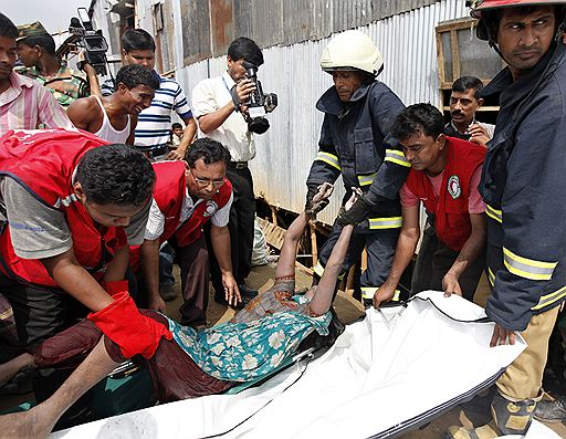 01.06.2010 В городе Дакка обрушилось пятиэтажное жилое здание. В результате погибли 14 человек, шестеро получили ранения