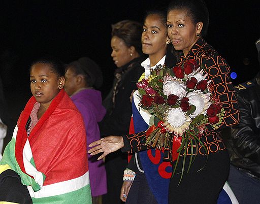 21.06.2011 Первая леди США Мишель Обама находится в ЮАР с пятидневным визитом, в ходе которого она также посетит Ботсвану
