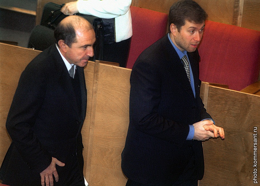 Борис Березовский и Роман Абрамович. 2000 год