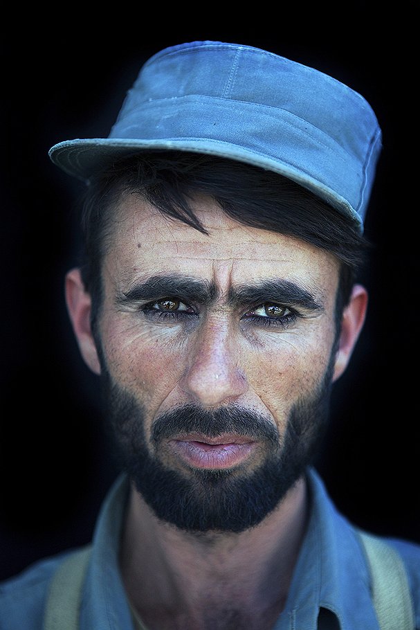 Второй приз в номинации &quot;Портреты&quot;. Будущий полицейский в тренировочном центре в Афганистане. Автор фото: Тон Коене, Голландия