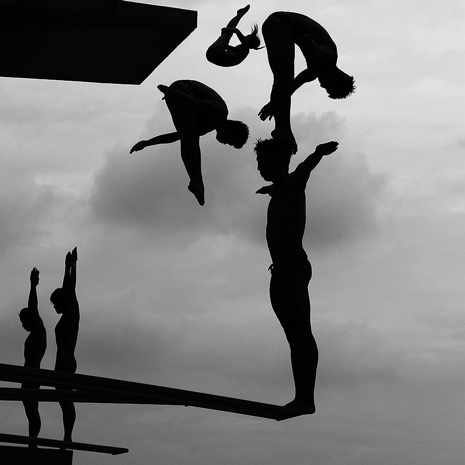 Номинация &quot;Спортивные снимки&quot;. Пловцы тренируются перед чемпионатом мира. Автор фото: Адам Претти, Австралия