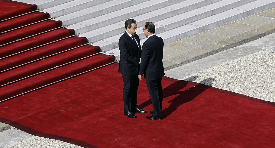 Никола Саркози (слева) и Франсуа Олланд