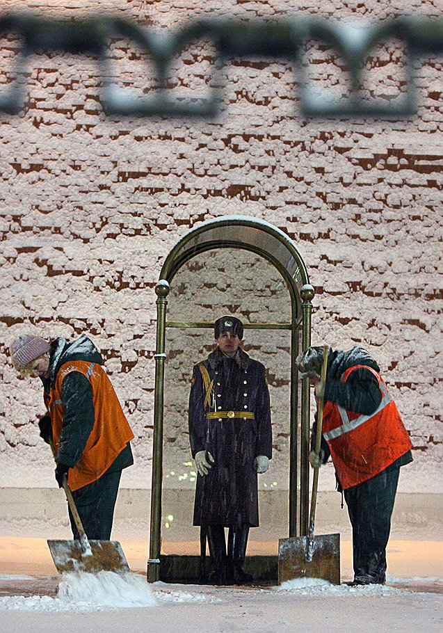 Почетный караул 
у Вечного огня в Александровском саду

Москва, февраль 2007
