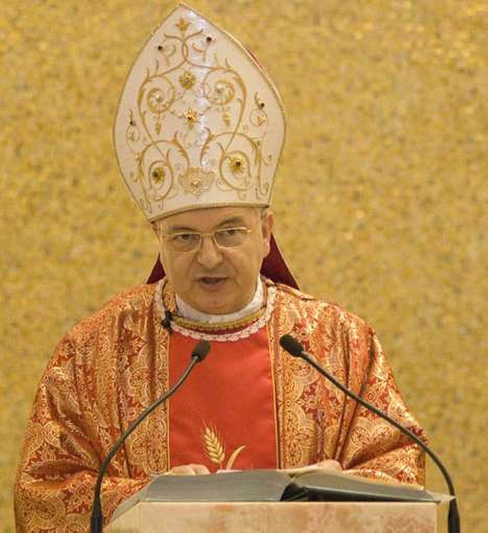 Мауро Пьяченца, кардинал-дьякон, префект Конгрегации по делам духовенства (Италия)