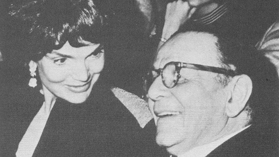 Икона стиля своего времени Жаклин Кеннеди с бизнесменом Мейером Андре
