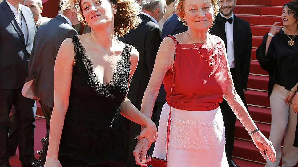 Режиссер Валерия Бруни-Тедески (слева) с матерью и актрисой Марисой Бруни-Тедески