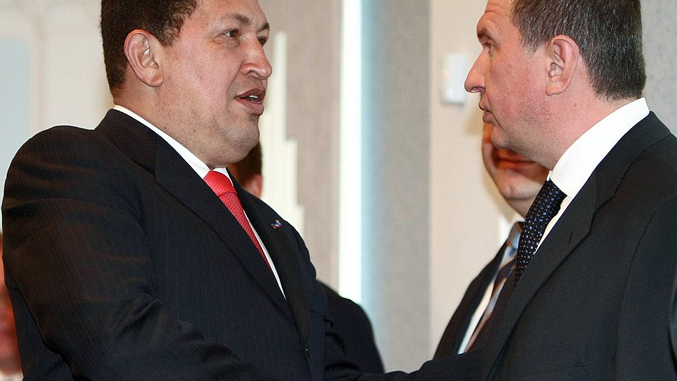 Президент Венесуэлы Уго Чавес (слева) и президент &quot;Роснефти&quot; Игорь Сечин