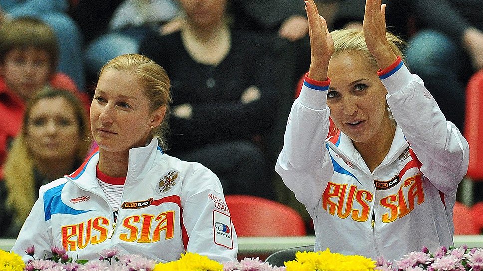 Екатерина Макарова (слева) и Елена Веснина (справа)