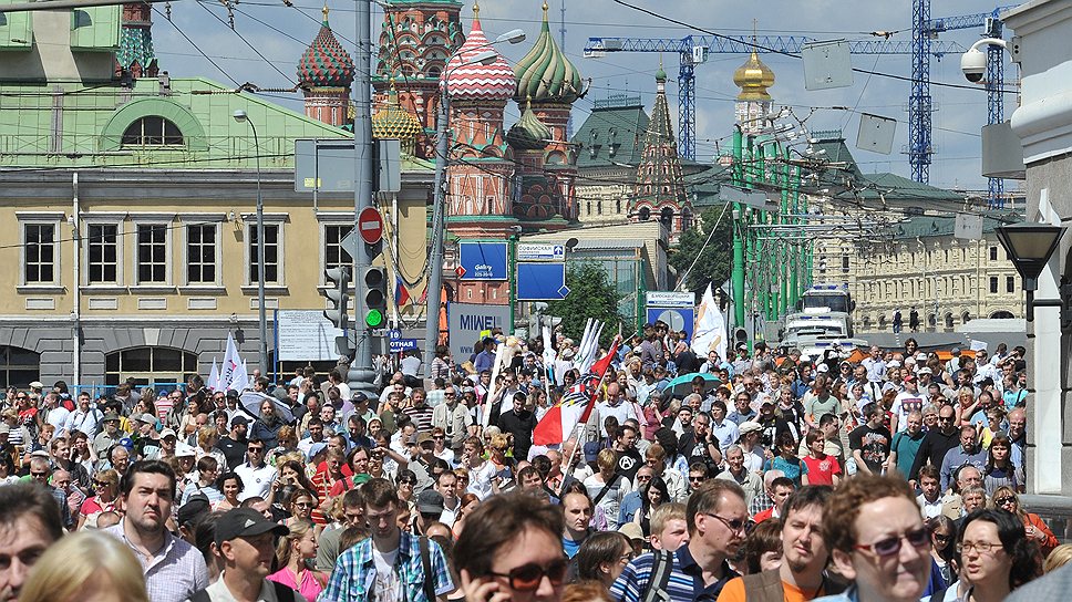 По данным ГУ МВД на марше присутствовали 5 тыс. человек. Оппозиция заявила о 30 тыс.