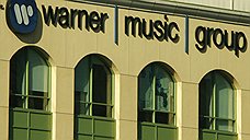 Warner Music запоет по-русски