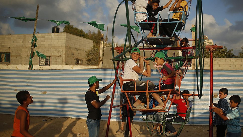 В этом году в летних лагерях отдыхают более 100 тыс. палестинских детей и подростков из сектора Газа