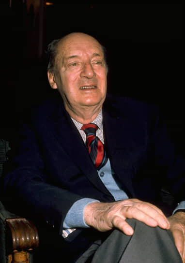 1977 год. В Швейцарии умер писатель Владимир Набоков 