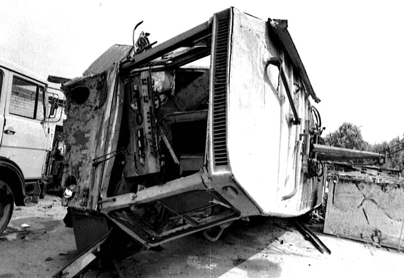 1996 год. В Днепродзержинске (ныне —  Каменское) трамвай сошел с рельсов после отказа тормозов. В результате катастрофы погибли 34 человека 