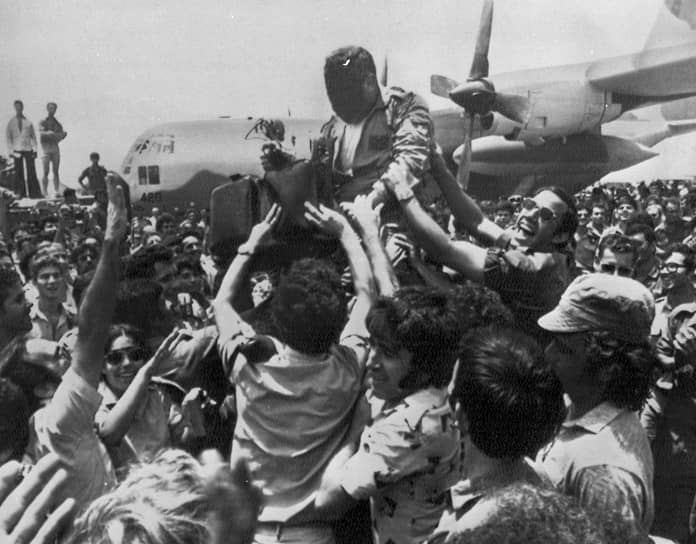 1976 год. Израильские спецслужбы провели операцию «Энтеббе» по освобождению заложников в угандийском аэропорту Энтеббе. В ходе перестрелки были убиты 5 израильтян, 6 террористов и 23 угандийца. 101 заложник был спасен