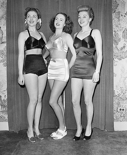 1946 год. Французский модельер Луи Реард впервые представил купальник-бикини