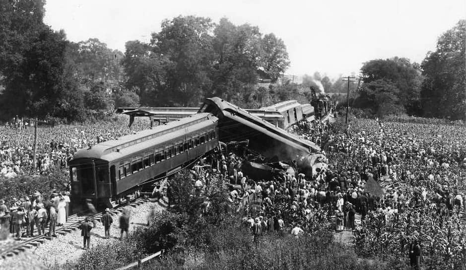 1918 год. В Нашвилле в США произошла крупнейшая железнодорожная катастрофа в истории страны, получившая название «Великое крушение поезда»