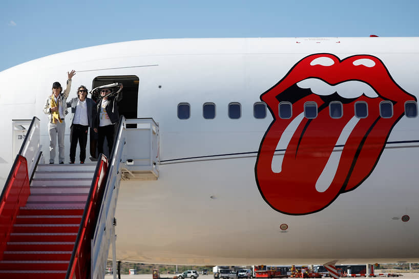 The Rolling Stones включены в Зал славы рок-н-ролла. Общемировой тираж альбомов составляет более 250 миллионов, 200 из них были проданы в США. Только по этому показателю группа является одной из самых успешных в истории