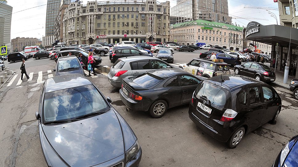 Зачем на московские парковки выделят 1,8 млрд рублей