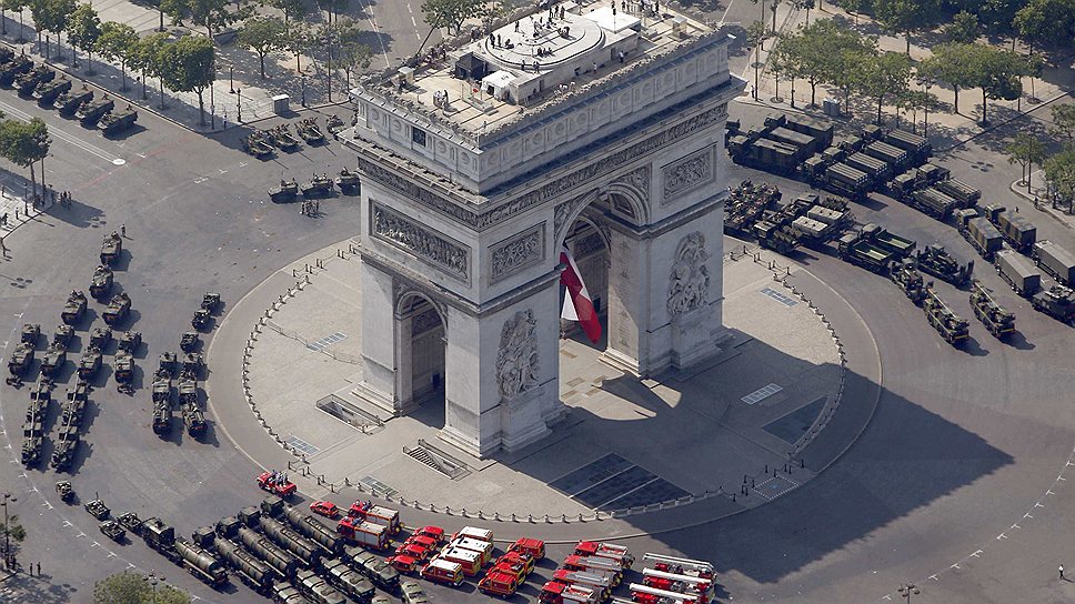 Начиная с 1880 года, годовщина взятия Бастилии празднуется французами как национальный праздник

