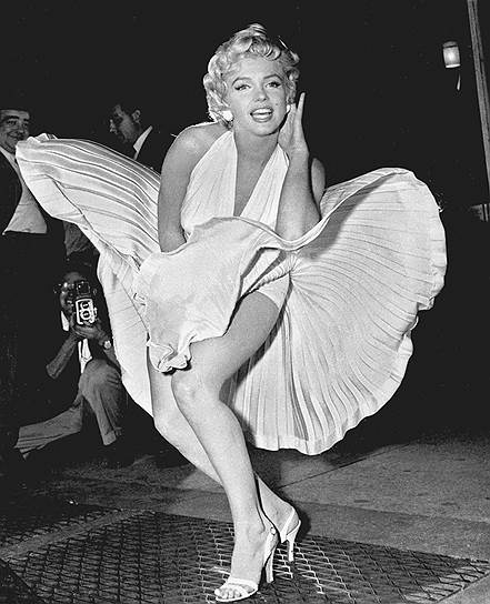 1946 год. Первая кинопроба Мэрилин Монро, в результате которой она заключила контракт с киностудией Twentieth Century-Fox