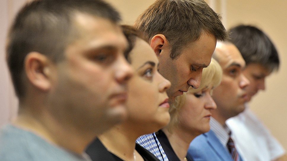 Прокурор требовал приговорить господина Навального к шести годам колонии