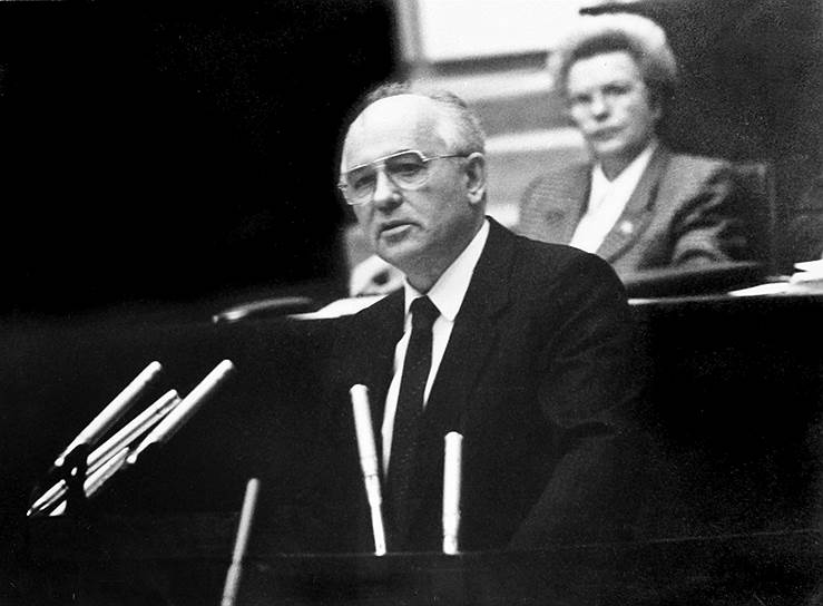 1985 год. Заявление Михаила Горбачева о решении Советского Союза прекратить в одностороннем порядке любые ядерные взрывы