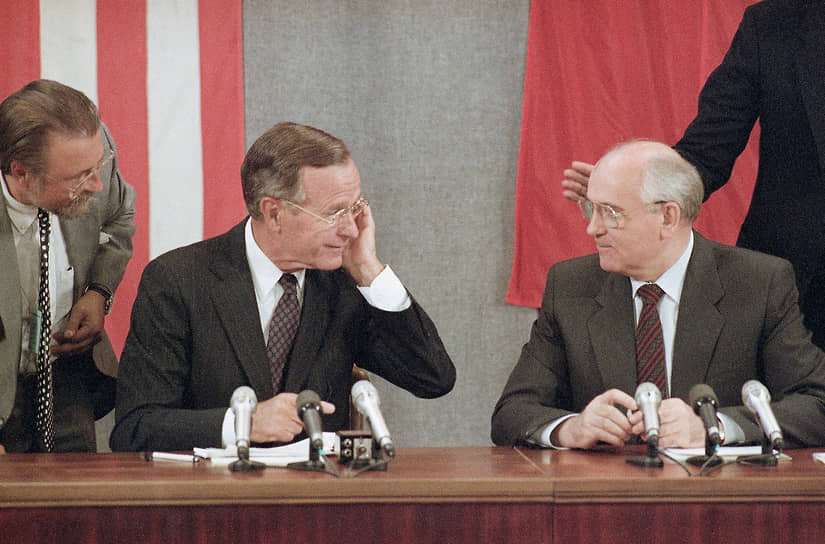 1991 год. США и СССР подписали Договор о сокращении стратегических наступательных вооружений