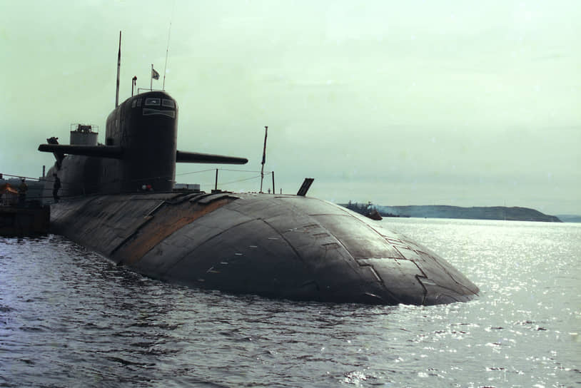 1991 год. Атомная подводная лодка К-407 «Новомосковск» впервые в мире провела залп 16 межконтинентальных баллистических ракет Р-29РМ