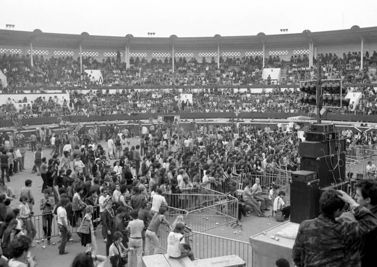 1977 год. В Мон-де-Марсан (Франция) прошел второй и последний Европейский панк-рок фестиваль