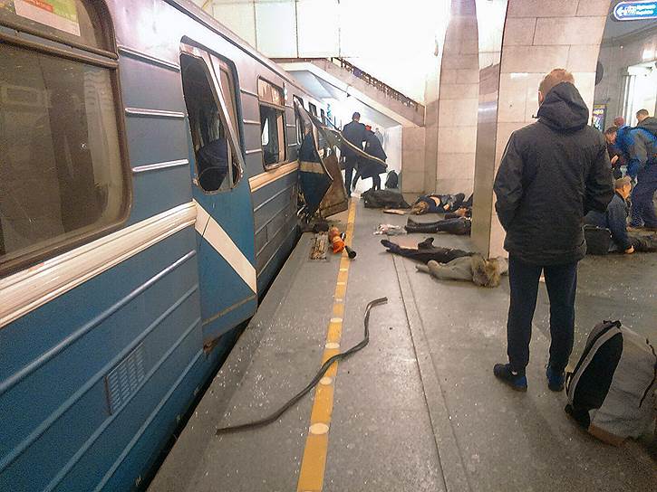 3 апреля 2017 года — взрыв в петербургском метрополитене. При отправлении поезда с «Сенной площади» на «Технологический институт» сработало самодельное взрывное устройство. По данным Минздрава, погибли 10 человек, еще 47 получили ранения