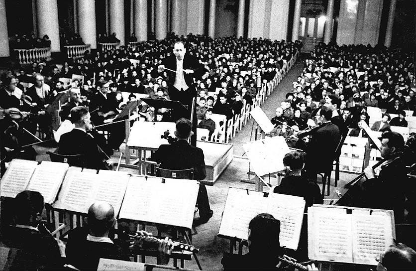 1942 год. В блокадном Ленинграде состоялась премьера Седьмой симфонии Дмитрия Шостаковича