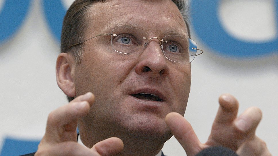 Бывший столичный. Петербург в 1712 году. Самый большой жилой дом в россии. Крост профсоюзная 41. Бывший столичный.