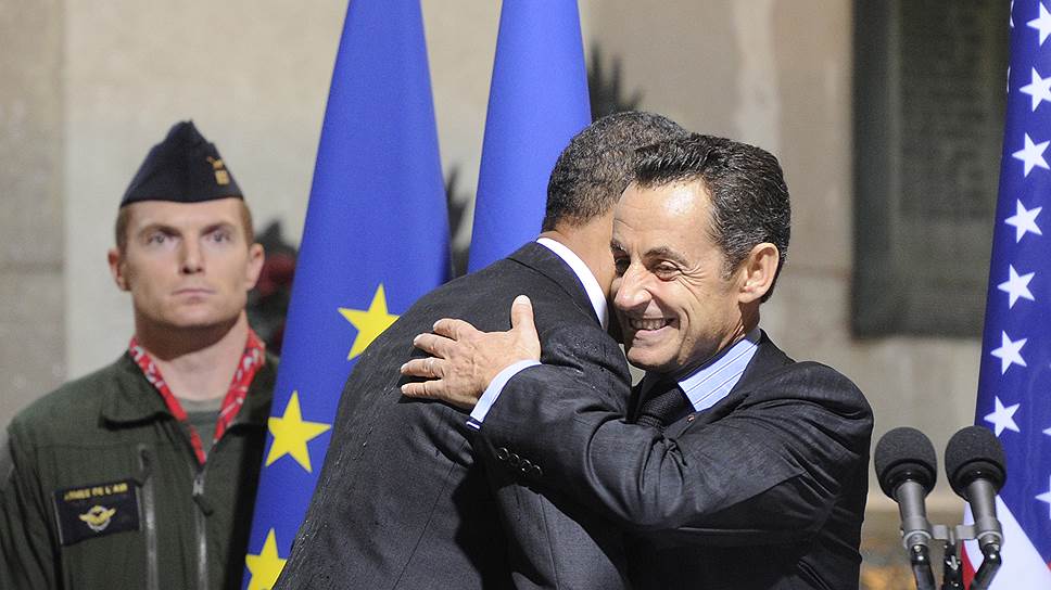 В ноябре 2011 года СМИ опубликовали несколько фраз президента Франции Николя Саркози и президента США Барака Обамы. Саркози якобы назвал премьер-министра Израиля Биньямина Нетаньяху лжецом. Барак Обама ответил, что ему «каждый день приходится иметь дело» с Нетаньяху
