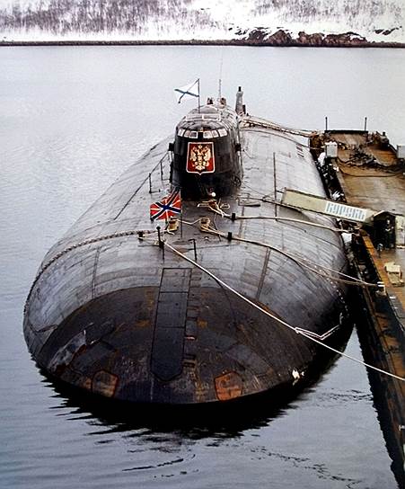 2000 год. В Баренцовом море потерпела катастрофу атомная подводная лодка «Курск». Все 118 членов экипажа погибли