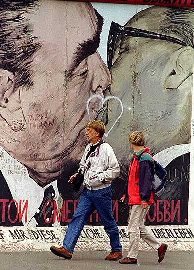Статья: Предыстория возведения Берлинской Стены. Август 1961 года.