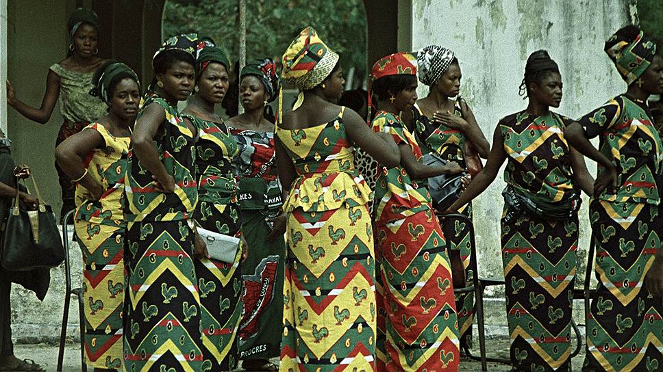 1960 год. Республика Конго объявила о своей независимости от Франции (чьей колонией была с 1885 года — в составе Французской Экваториальной Африки)
