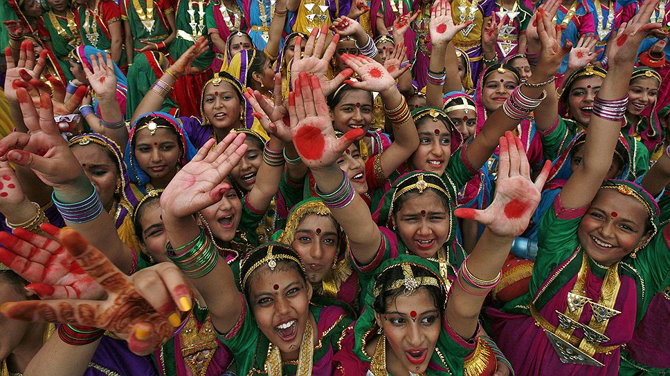 День независимости отмечается в Индии с 1947 года, его празднует вся страна. Школьники обычно наряжаются в традиционные одежды и готовят театрализованные представления