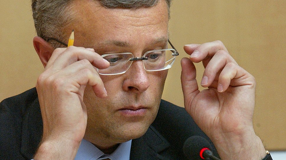 Александр Лебедев, в 1998 году президент НРБ
