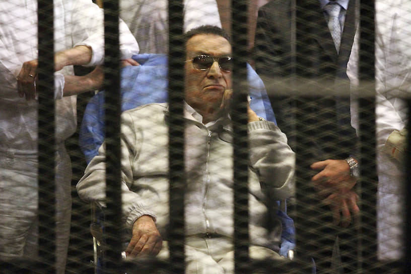 Прокуратура требовала для Хосни Мубарака и Хабиба аль-Адли смертной казни