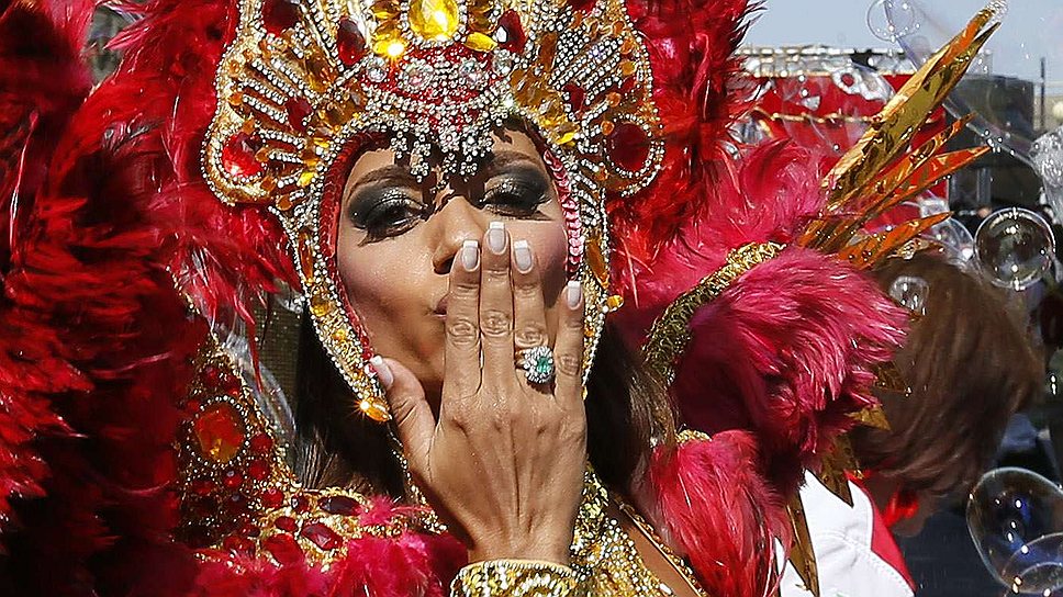 Самый крупный в Европе карнавал &quot;Ноттинг-Хилл&quot; проводится ежегодно с 1966 года 
