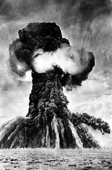 1949 год. В Семипалатинске (СССР) прошло первое испытание атомной бомбы
