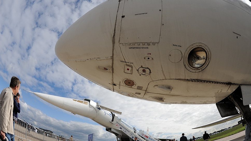 Сверхзвуковой пассажирский самолет Ту-144 на открытии международного авиационно-космического салона МАКС-2013
