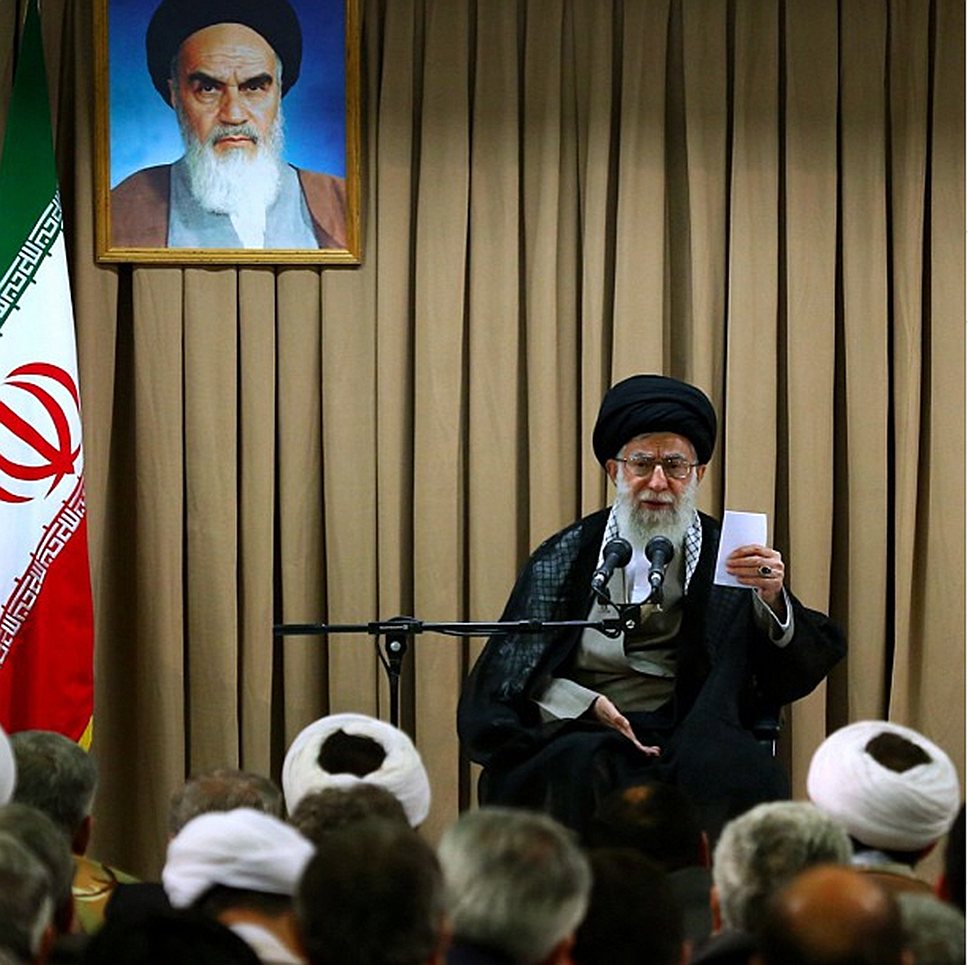 @khamenei_ir/ Instagram — Аятолла Хаменеи провел лето в проповедях