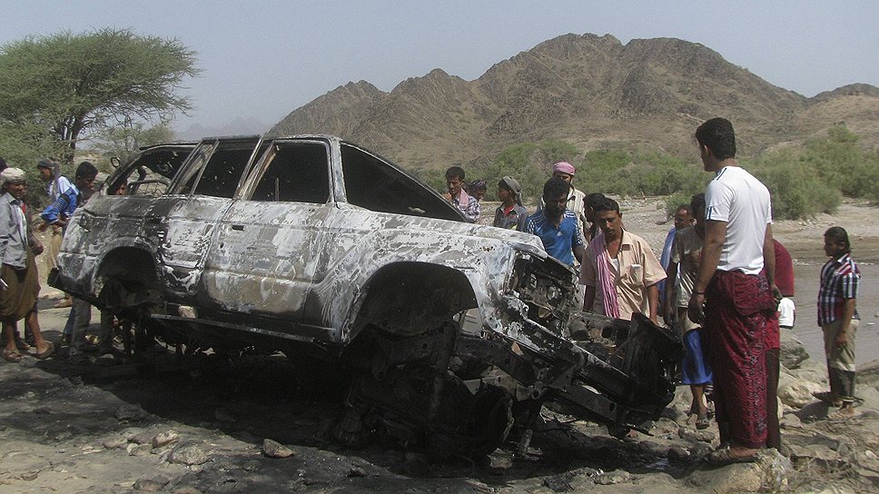 17 августа не менее 27 человек из свадебного кортежа погибли, еще 41 пропал без вести в гористой местности на юге Йемена в результате внезапного наводнения, вызванного дождями
