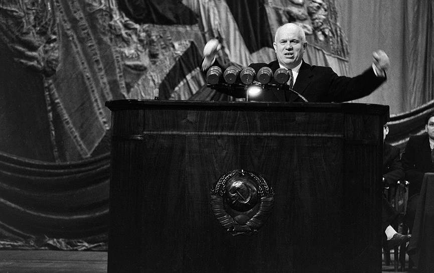 Против хрущева в 1957 выступил. Хрущев 1957. Хрущев на пленуме ЦК 1953.