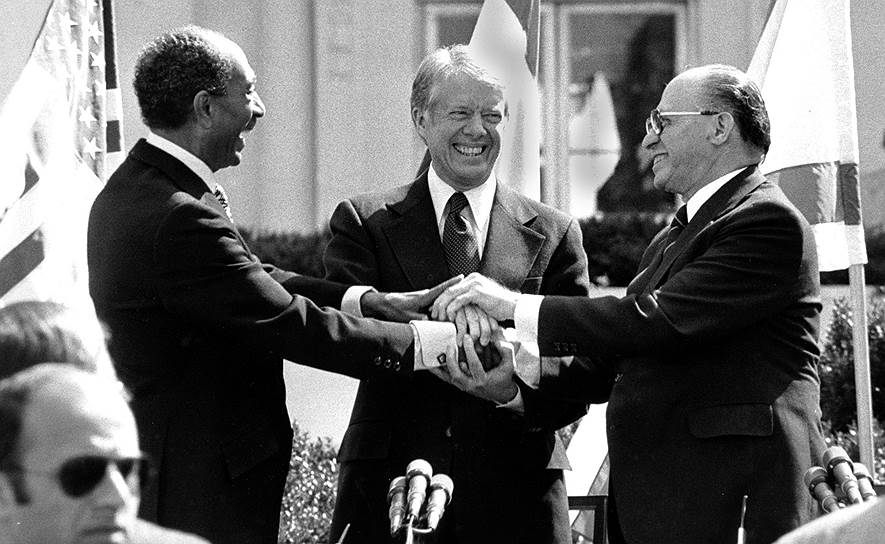 1978 год. По предложению президента США Джимми Картера в Кэмп-Дэвиде начались переговоры между Египтом и Израилем