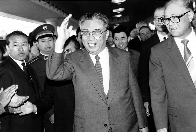 1998 год. Ким Ир Сен признан вечным президентом КНДР