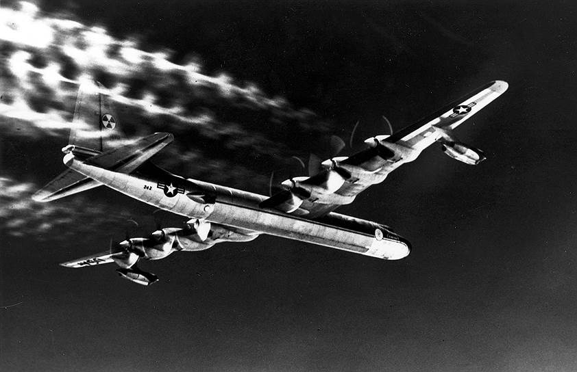 1955 год. Первый полет самолета NB-36Н с работающим ядерным реактором на борту